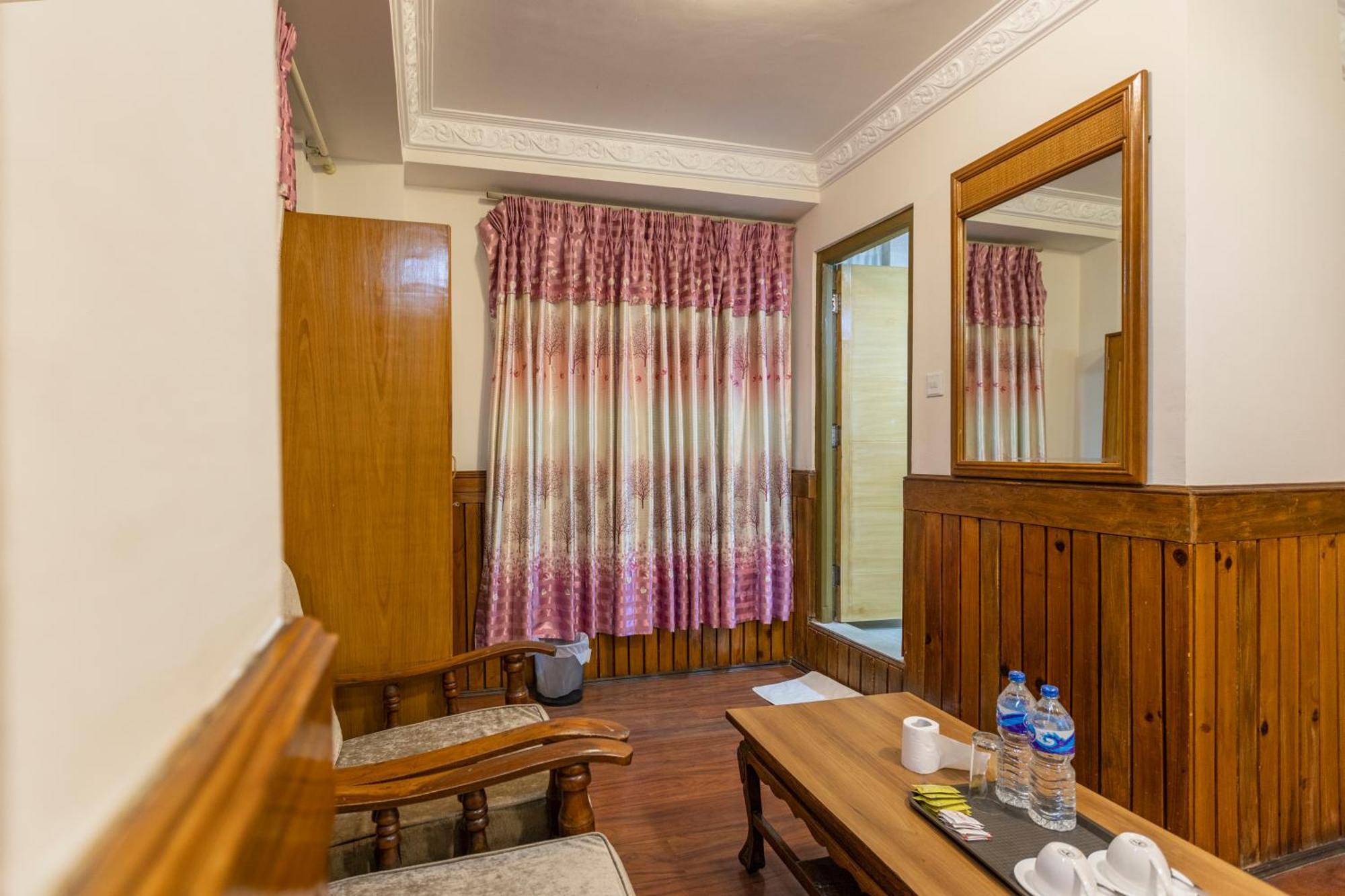 Hotel Sekai Kathmandu Exteriör bild