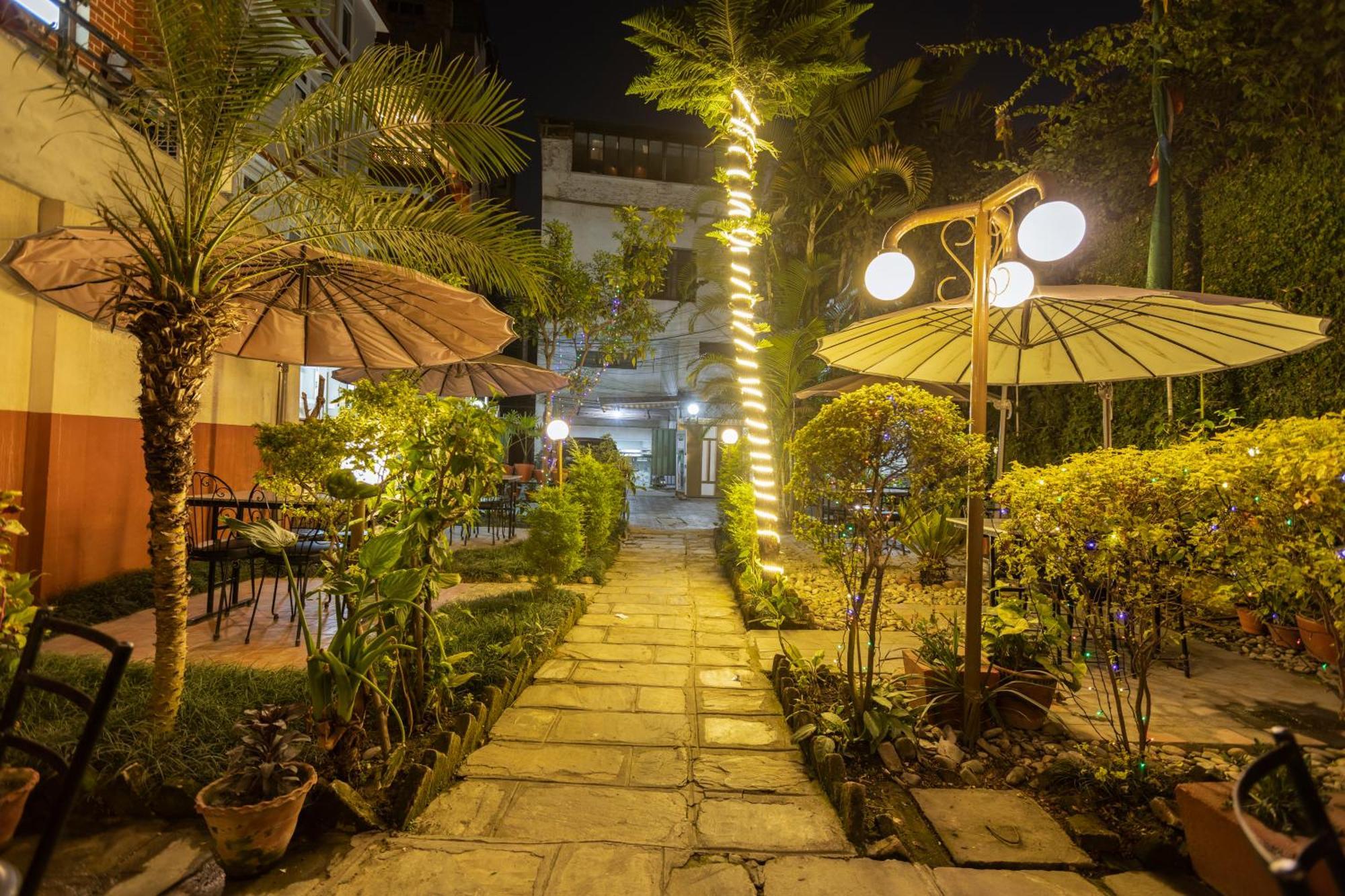 Hotel Sekai Kathmandu Exteriör bild